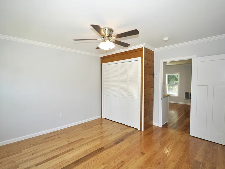 17 Hough St #17 — Photo 12
