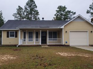 1719 Flint Dr, Fayetteville, NC 28304