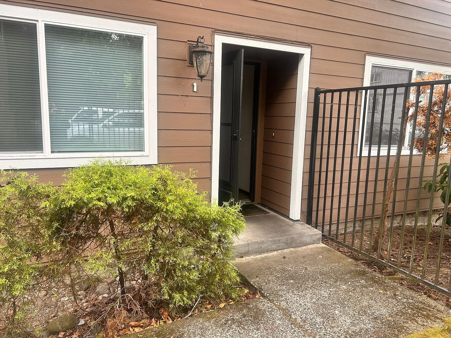 Riverview Apartments. (RVA) — Photo 4