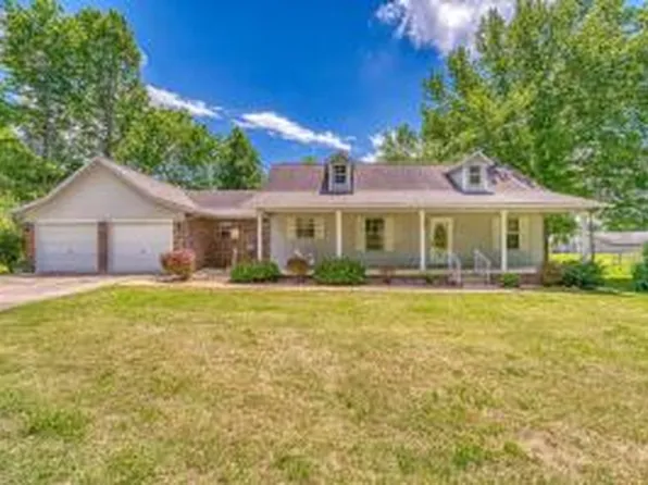 1702 Leonard St, Harrison, AR 72601