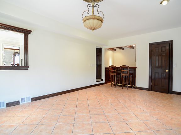 5th image of 53 Milden Ave