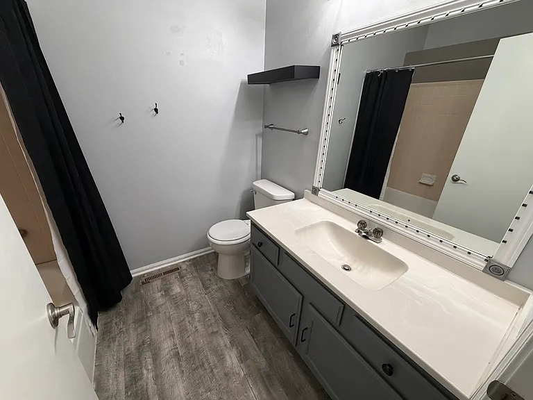 13203 Courtney Dr — Photo 29