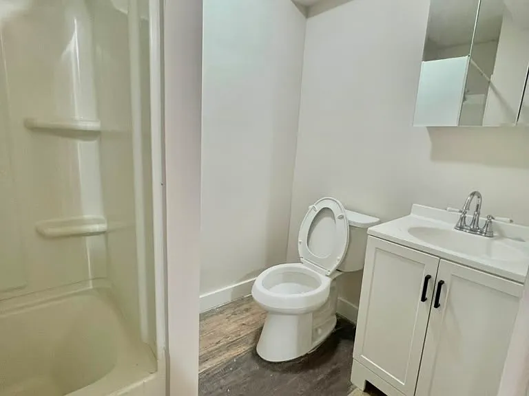 20 Lake St #2C — Photo 10