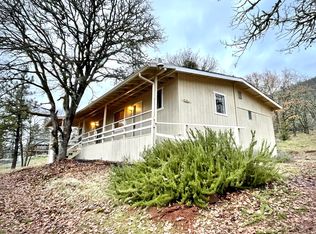 2539 Hamilton Ln, Grants Pass, OR 97527