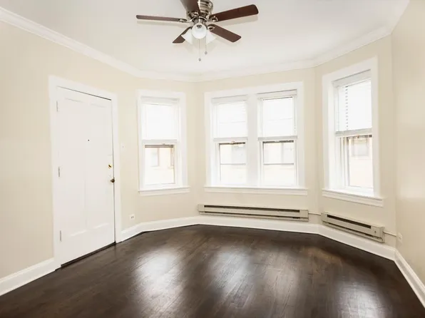 3837 N Greenview Ave APT 3, Chicago, IL 60613