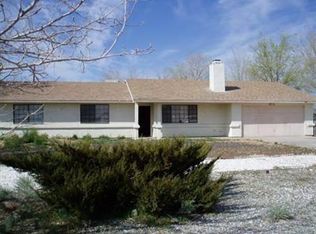 14950 Nanticoke Rd, Apple Valley, CA 92307