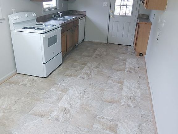 4th image of 1715 21st Ave E