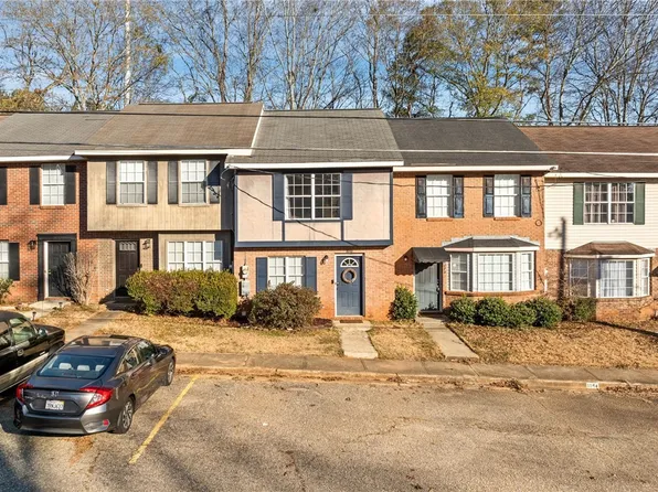 1096 Chinook St, Auburn, AL 36830