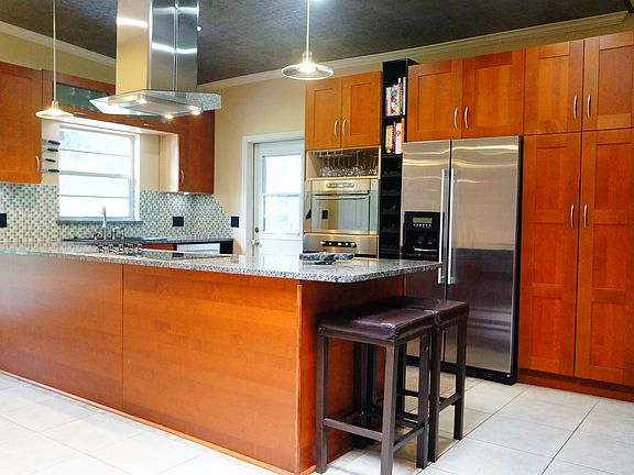 2nd image of 2705 Hargill Dr