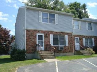 1 Estate Dr, Middletown, NY 10940