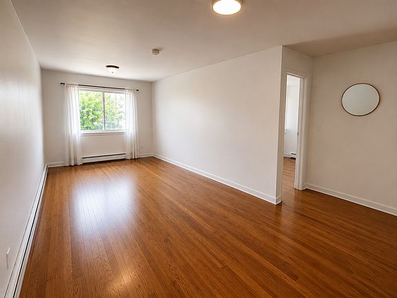 5th image of 7517 Caldwell Ave #1A