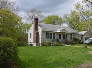 20 Cleghorn Ln, Tewksbury, MA 01876
