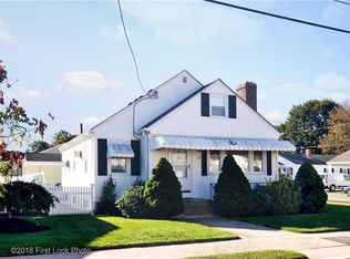 58 Farm St, Providence, RI 02908