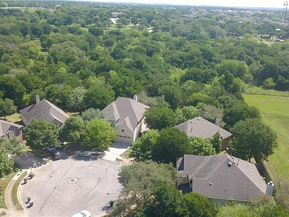 4th image of 2301 Sully Creek Dr