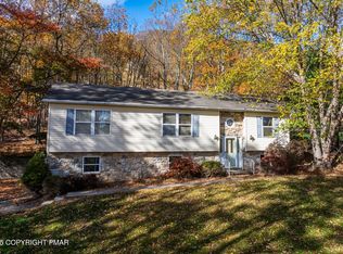 143 Foothill Blvd, Effort, PA 18330