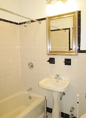 Rented by Keller Williams NYC | media 26