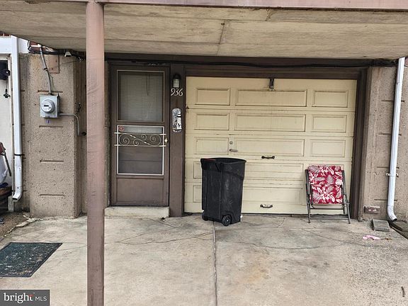 5th image of 936 Taylor Dr