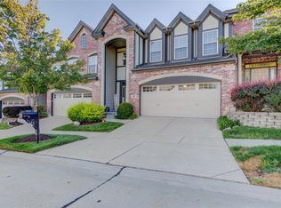 505 Sgt Pepper Dr, Saint Peters, MO 63376
