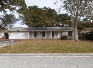 8391 141st St, Seminole, FL 33776