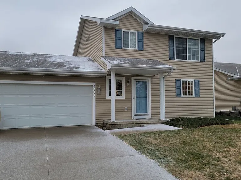 4808 NE Michael Dr — Photo 1
