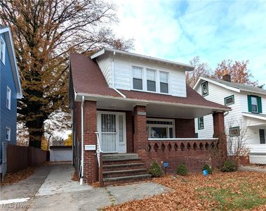 1064 Elbon Rd, Cleveland Heights, OH, 44121
