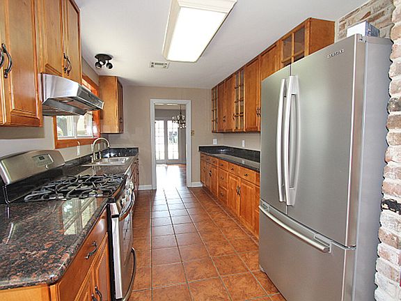5th image of 2443 Oriole St. New Orleans La. #70122