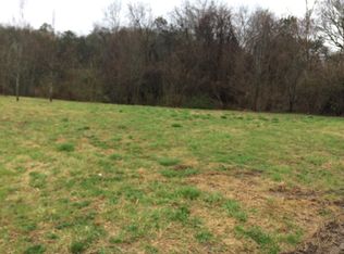 W Lakeview Cir, Louisville, TN 37777