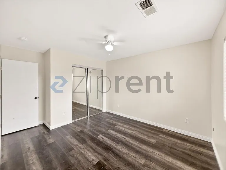 12104 Timberpointe Dr — Photo 17