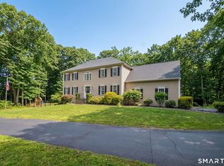 110 Clapboard Hill Rd, Guilford, CT 06437