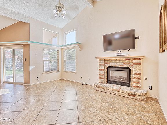 2nd image of 4529 Loma Grande Dr