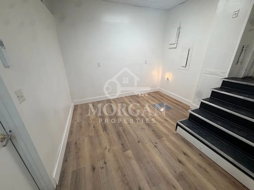 516 Locust St - Middletown (Residential) - G — Photo 2