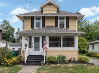 182 Chestnut St, Geneva, OH 44041