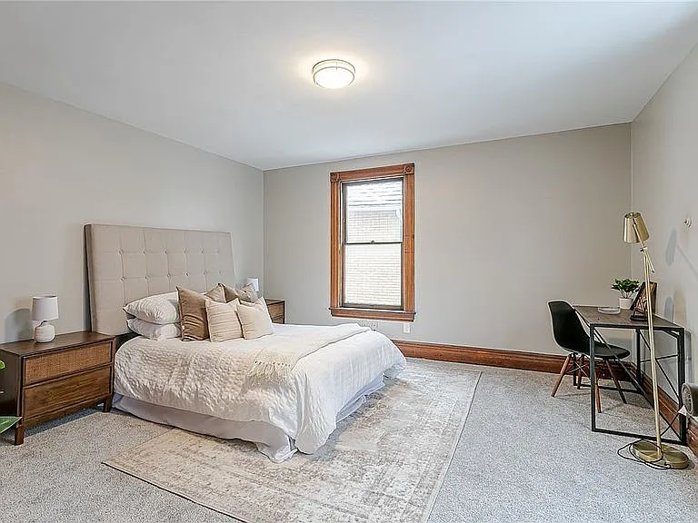 407 Alexander St — Photo 12