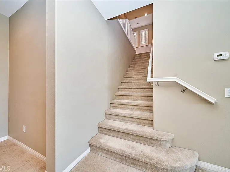 1324 N Macneil Dr — Photo 28