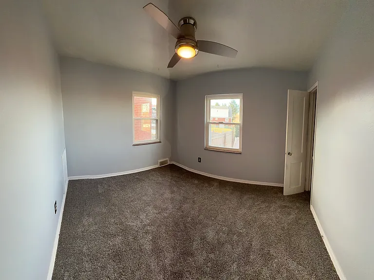 Back bedroom.