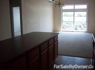 550 Main St APT 214, West Chicago, IL 60185
