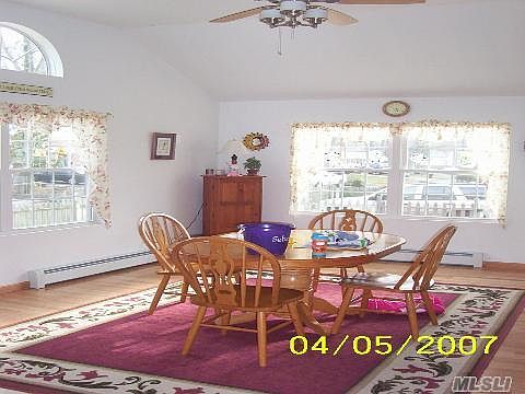 4th image of 30 Oakdale Ave