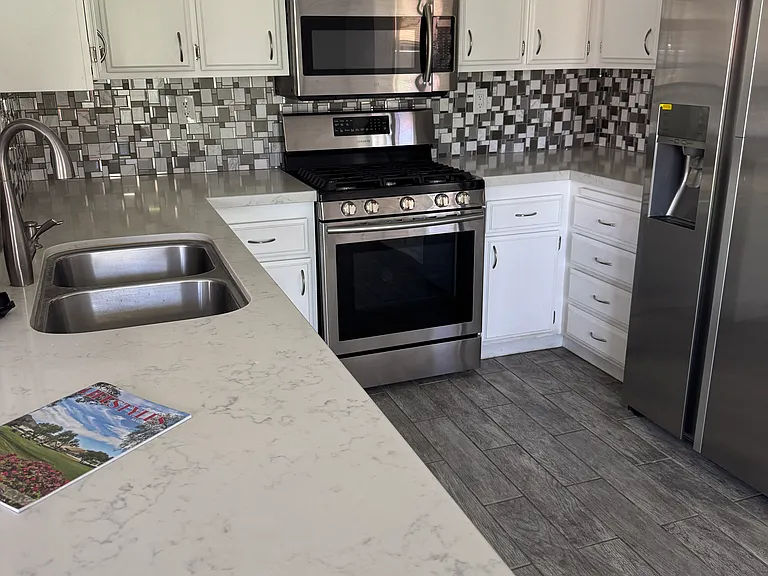 962 Casper Ave — Photo 4