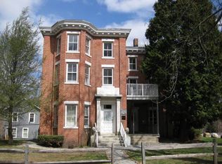 30 High St, Chester, CT 06412