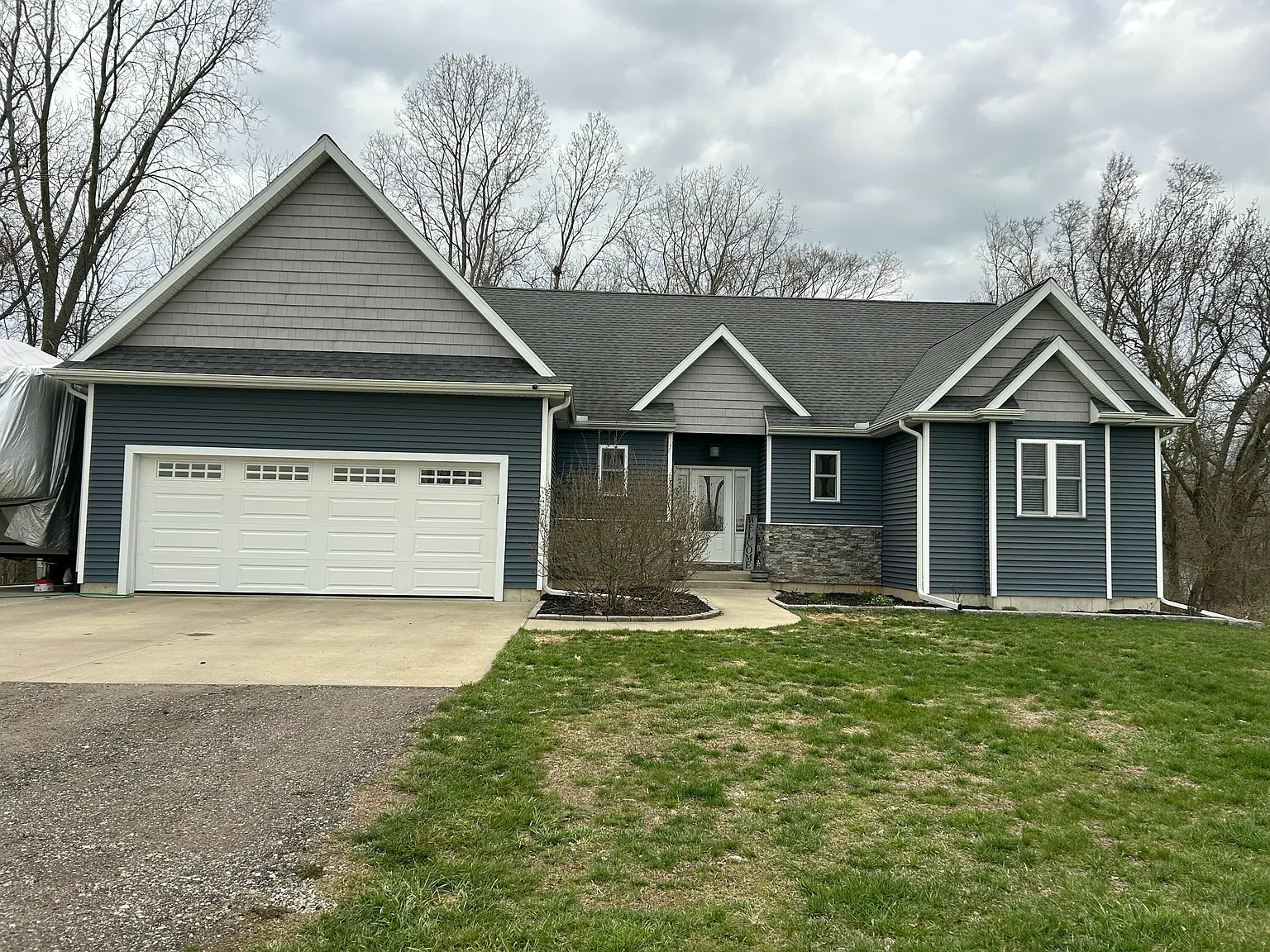 5102 Huggins Rd photo 1