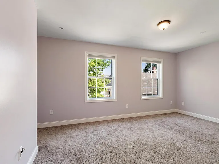 7 Butler Ave #5 — Photo 16
