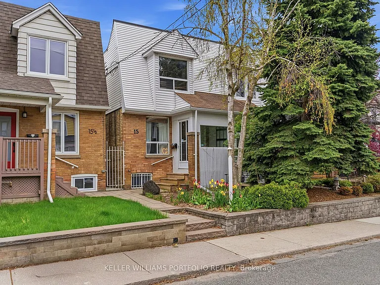 15 Myrtle Ave — Photo 2