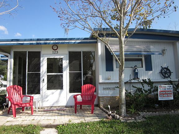 3rd image of 123 W Sterling Way