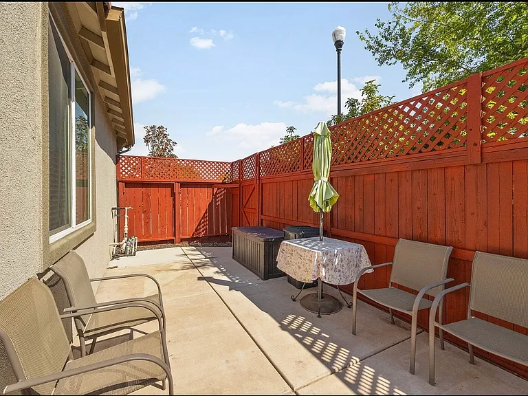 4169 Southampton St #8 — Photo 6