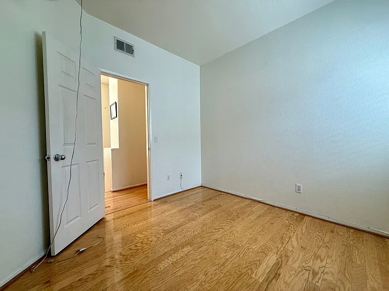 7579 Hazard Center Dr — Photo 29