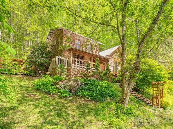 2222 Roaring Fork Rd, Mars Hill, NC 28754