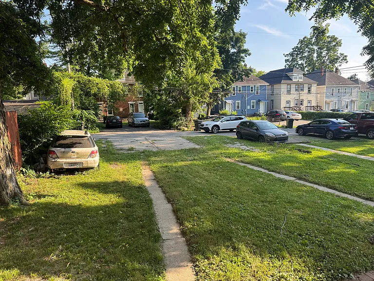 65 W Blake Ave — Photo 9