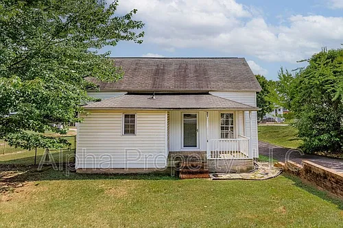 407 Cedar Lane Rd Photo 1
