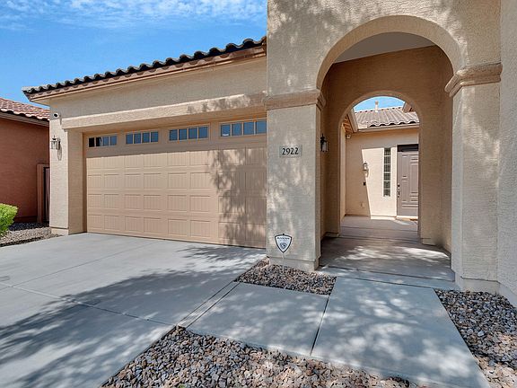 3rd image of 2922 E Redwood Pl