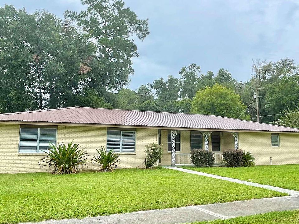1st image of 487 SW McFarlane Ave